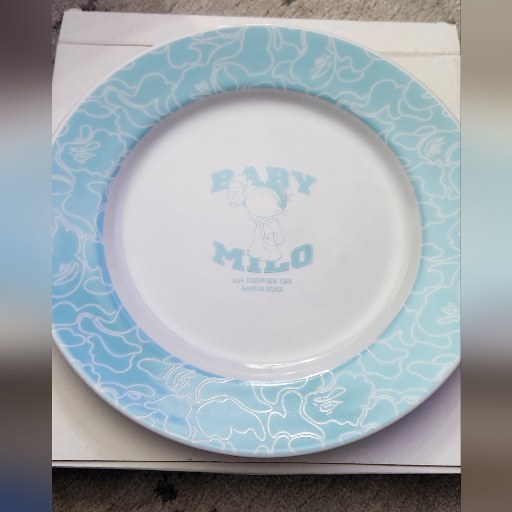 New Madison Avenue Baby Milo Plate Green Art Object by Bape- A Bathing Ape